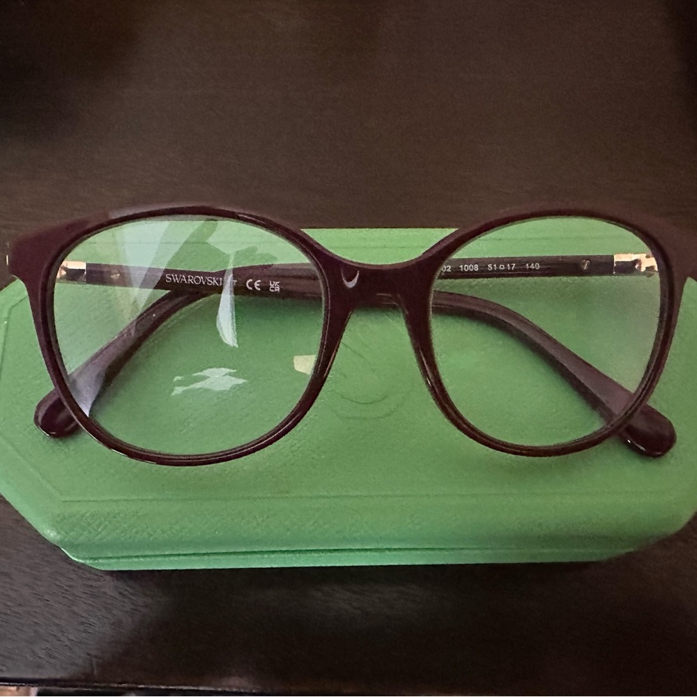 Swarovski Burgundy Glasses with Green Case
